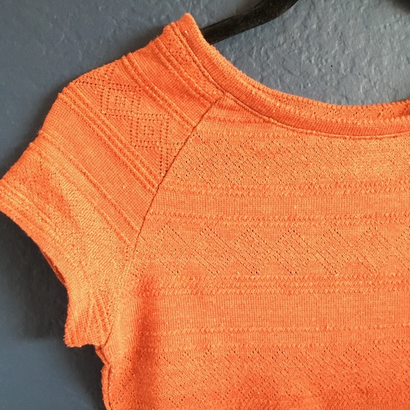 •Orange H&M Tee• - Picture 2 of 2